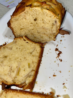 Una foto de Budín de manzana🍎
