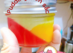 Hình của món Ăn dặm- pudding tam sắc.