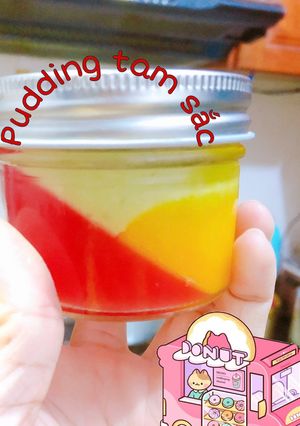 Hình của món Ăn dặm- pudding tam sắc.
