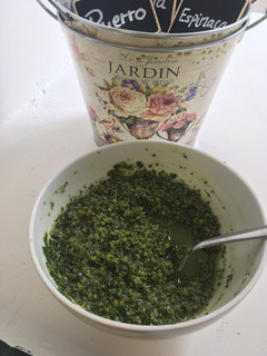 Una foto de Pesto de cilantro