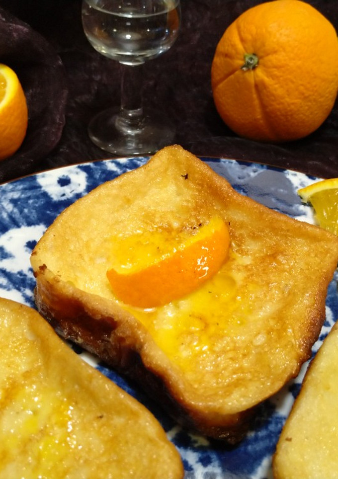 Una foto de Torrijas de naranja y anís