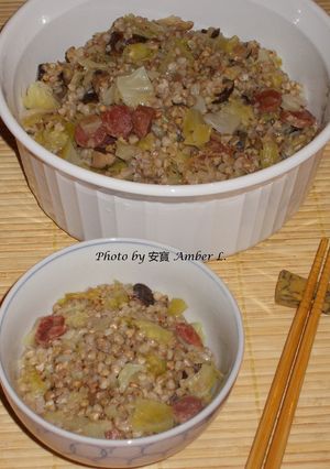 一鍋到底健康版「油飯」：高麗菜香腸蕎麥仁  One-Pot Buckwheat with Chinese Sausage and Shiitake Mushrooms 的食譜成品照片