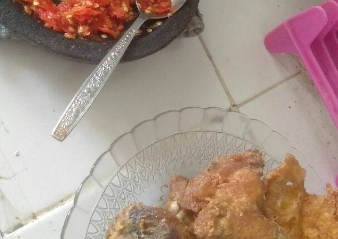 Ayam goreng telur sederhana