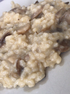Una foto de Risotto de setas con Gorgonzola y parmesano