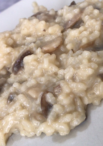 Una foto de Risotto de setas con Gorgonzola y parmesano