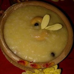 A picture of Ven pongal.