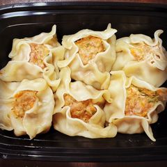 A picture of Special Pork & Shrimp Siomai with Garlic Chili Sauce.
