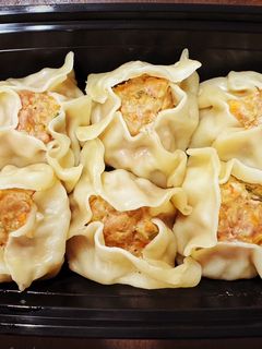 A picture of Special Pork & Shrimp Siomai with Garlic Chili Sauce.