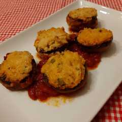 Foto di Funghi ripieni in padella