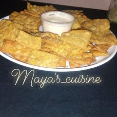 A picture of Spice crackers.