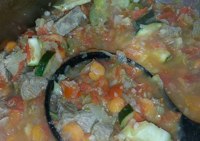 Easiest Way to Prepare Homemade Beef and Vegetable Soup