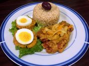 Una foto de merluza en escabeche