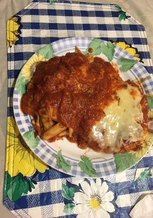 A picture of Chicken Parmigiana.