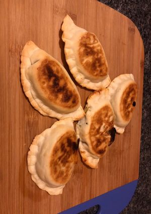 Una foto de Empanadas de brócoli y puerro