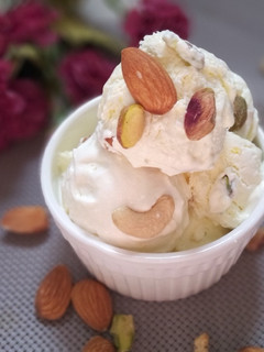 Foto resep Homemade Nutty Custard Ice Cream