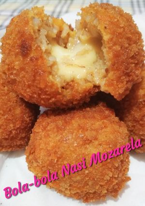 Foto resep Bola-bola Nasi Mozarela