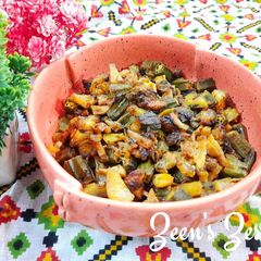 A picture of Bhindi Aloo.