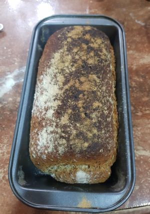 Una foto de Pan de molde centeno y linaza