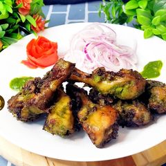 A picture of Haryali Chicken Tangdi Haryali Chicken Drumsticks In Airfryer.