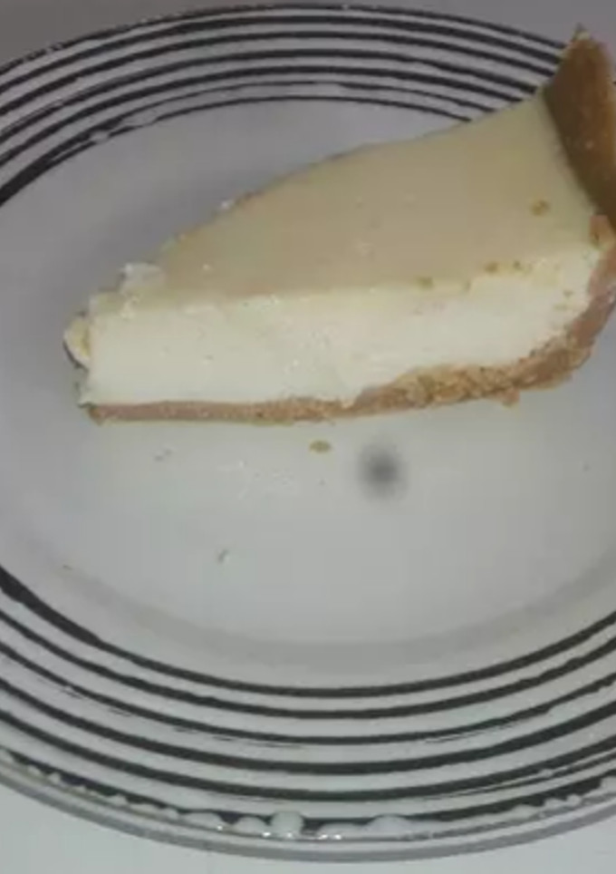 Una foto de Pay de queso frío