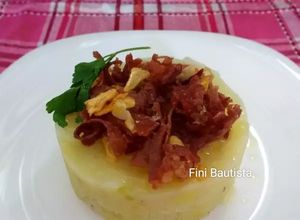 Una foto de Repollo con patatas y jamón(col o berza)