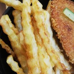 A picture of Curly fries.