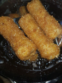 A picture of Crispy bread roll.