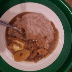 A picture of Tieng and chicken stew.