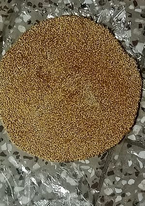 તલ ની ચીક્કી (Til Chikki Recipe In Gujarati) રેસીપી મુખ્ય ફોટો