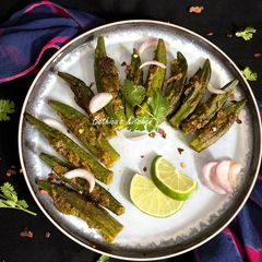 A picture of Okra stuffed with Cluster Beans Chutney.