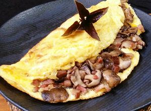 Foto de Omelete de Portobello com Bacon