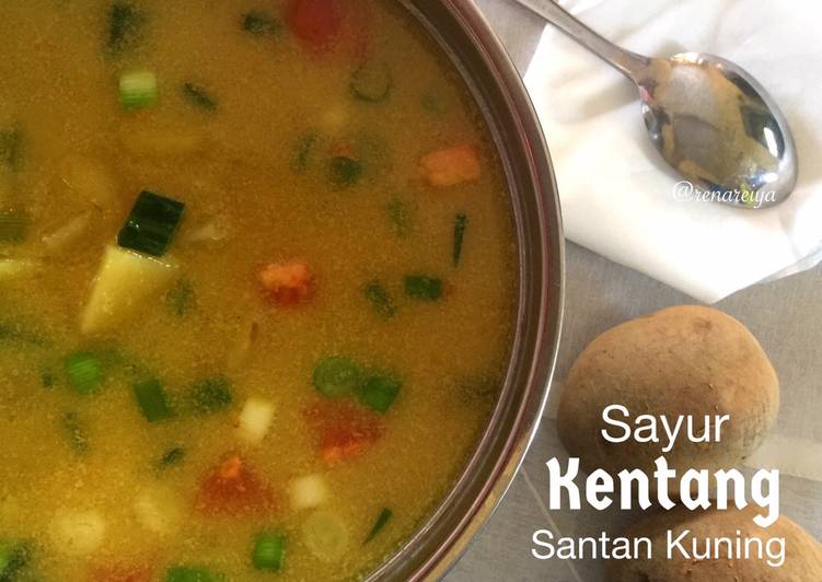 Bagaimana Menyiapkan Sayur Kentang Santan Kuning yang Enak Banget