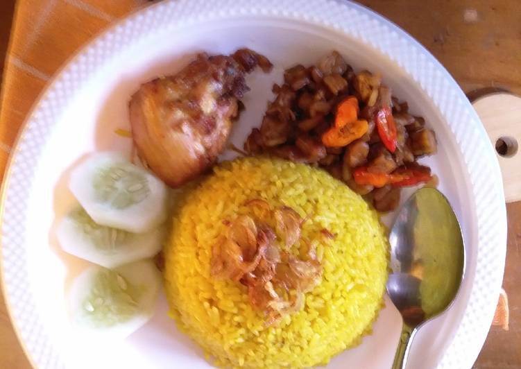 Nasi Kuning