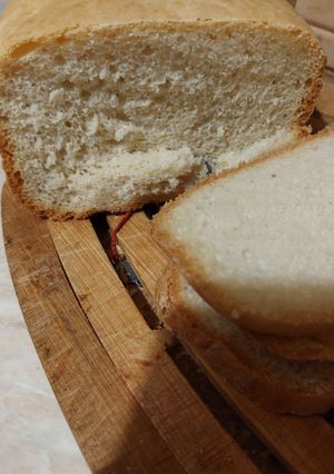 Kenyér sütögépben sütött Kenyér recept fotója