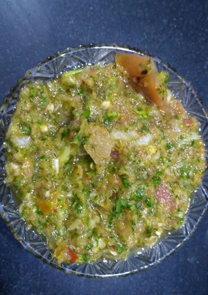 A picture of Dhaniya Chutney.