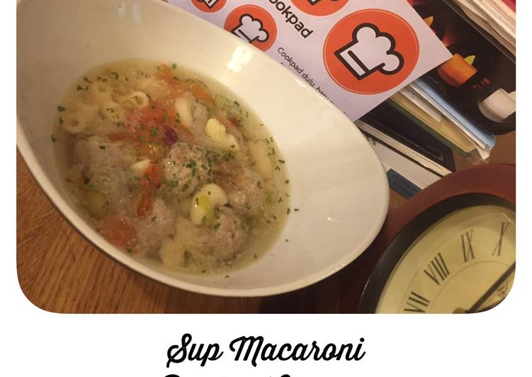 Langkah Mudah untuk Menyiapkan Sup macaroni daging cincang Anti Gagal