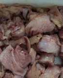 Cổ gà ướp ngũ vị hương chiên giòn