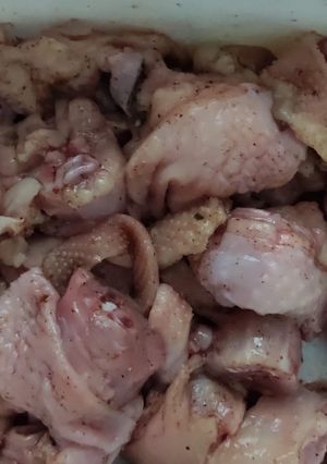 Hình của món Cổ gà ướp ngũ vị hương chiên giòn.
