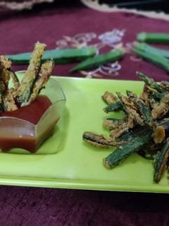 भिंडी कुरकुरी (Bhindi kurkuri recipe in hindi) रेसिपी मुख्य फोटो