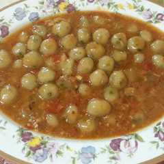 A picture of Seblak Cilok.
