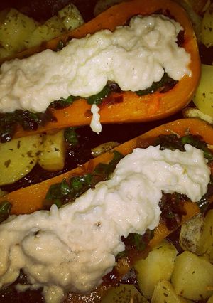 Una foto de Calabaza rellena de vegetales con bechamel