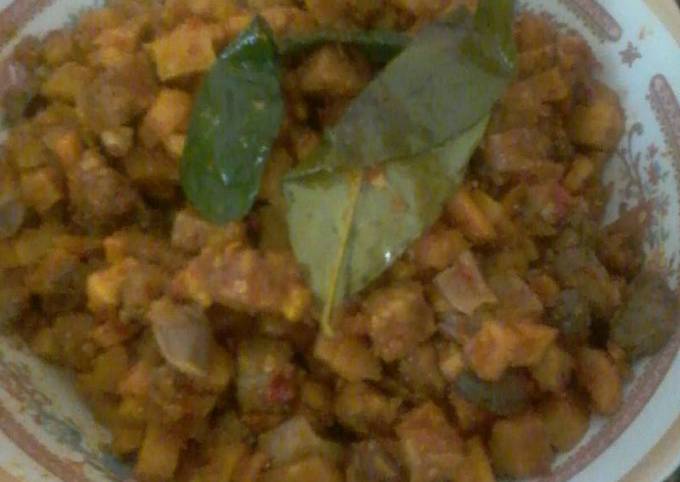 Wajib coba! Cara praktis bikin Sambal goreng ubi jalar jerohan hati yang menggugah selera