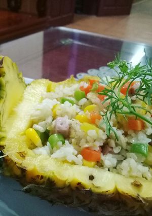 Hình của món Cơm rang dứa.