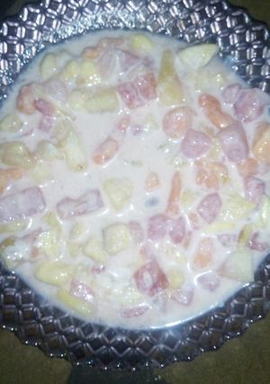 A picture of Fruit salad.