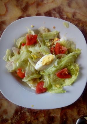 A picture of Simple salad.