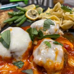 A picture of Cheese Tortelloni and Parmesan Meatball.