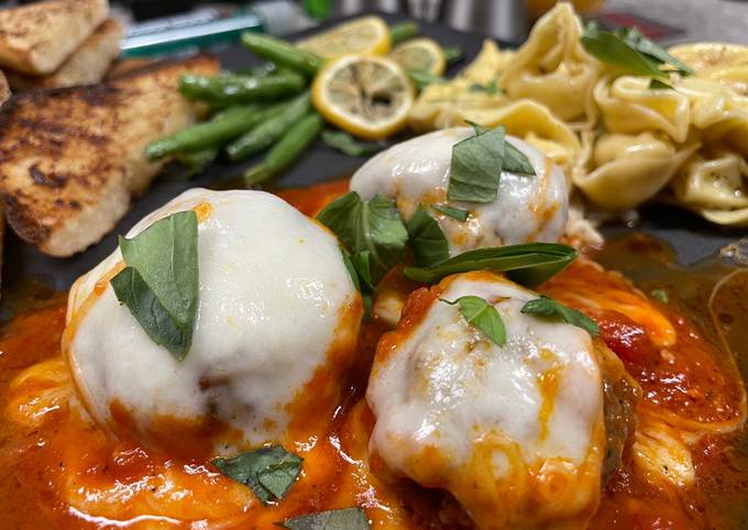 Cheese Tortelloni and Parmesan Meatball