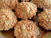 Une photo de gâteau crumble