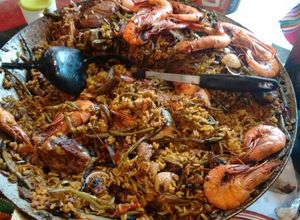 Una foto de Paella. ॐ