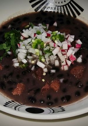 Una foto de Frijoles negros con carne de cerdo